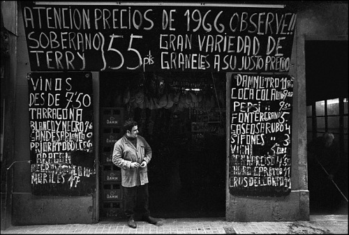 Vinatero, Barcelona, 1968 © Rob Walls 2013
